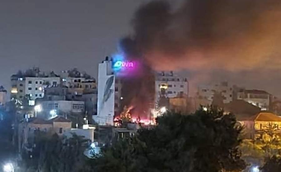 اخماد حريق مطعم في  رام الله