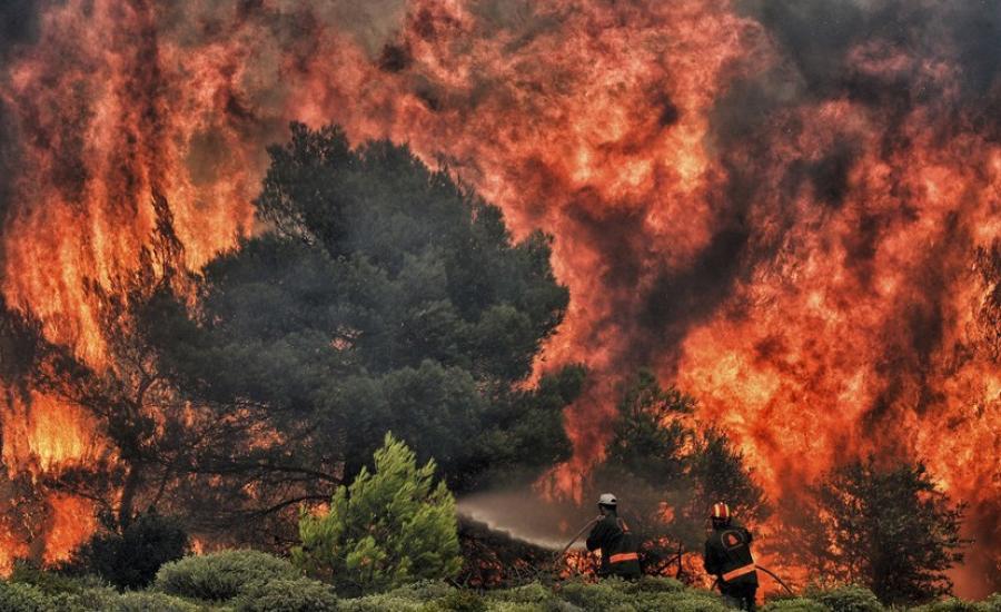 الحرائق في اليونان