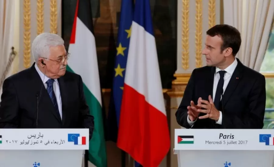 الرئيس عباس في فرنسا