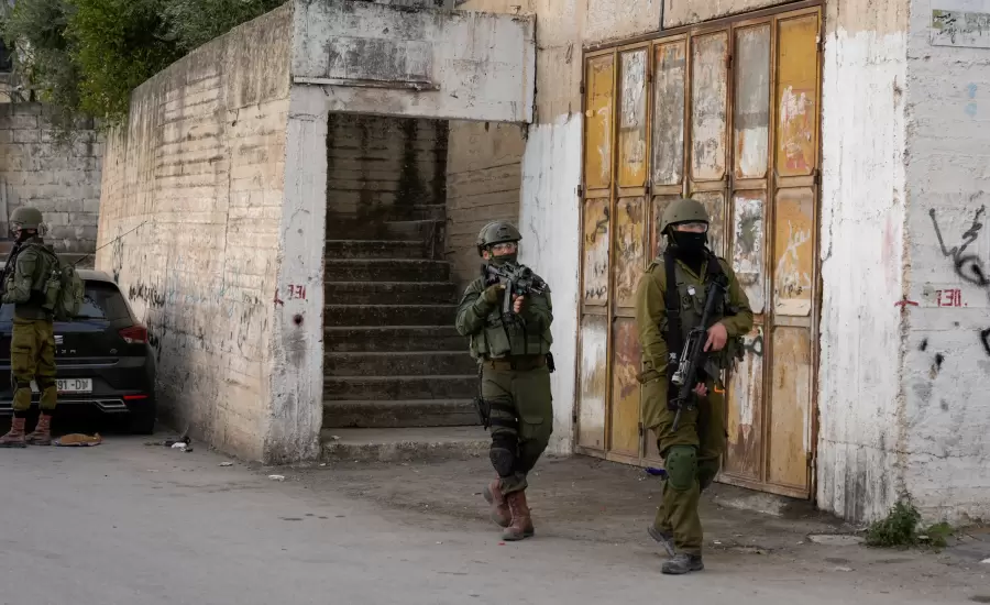 اعتقالات في مخيم بلاطة