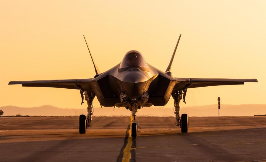 F-35-stealth-fighter-frontal-view.jpg